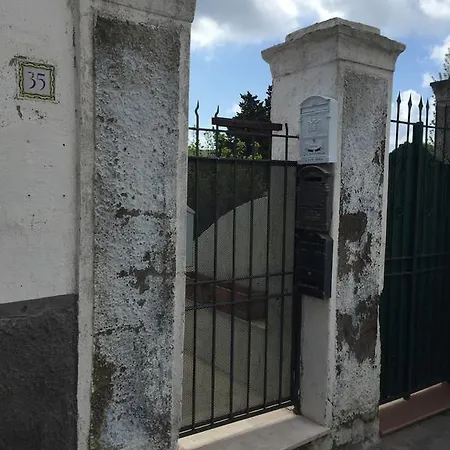 Maison Valentino Apartman *